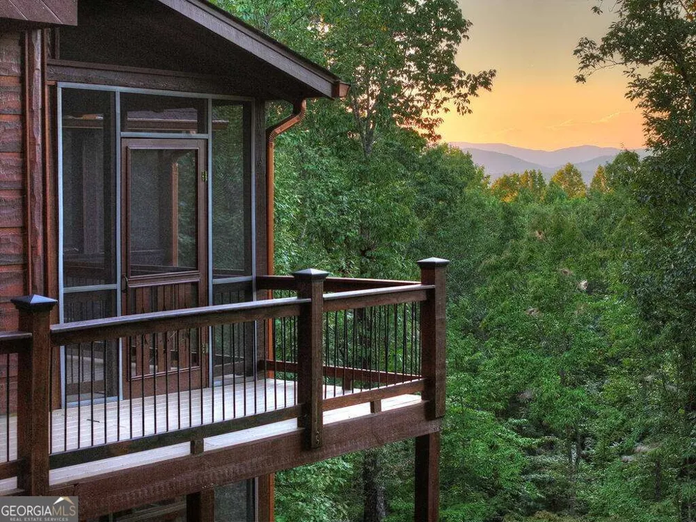 169 Walnut Mountain RD Ellijay, GA 30540