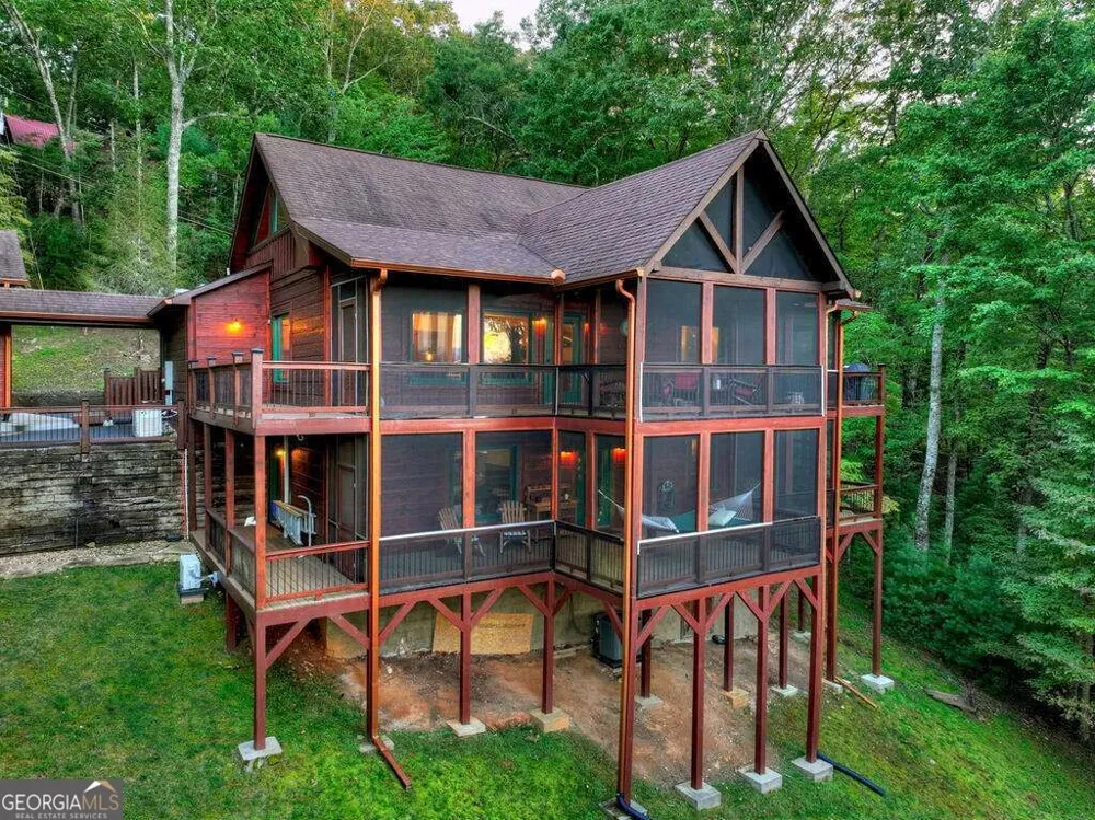 169 Walnut Mountain RD Ellijay, GA 30540