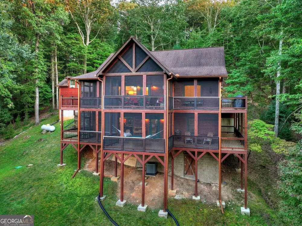 169 Walnut Mountain RD Ellijay, GA 30540