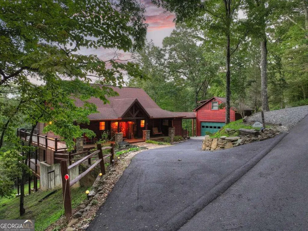 169 Walnut Mountain RD Ellijay, GA 30540