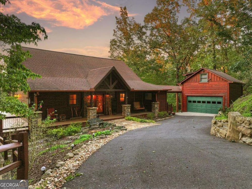 169 Walnut Mountain RD Ellijay, GA 30540