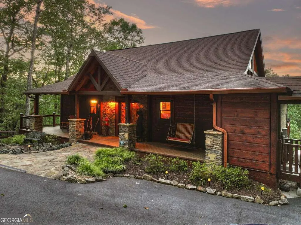 169 Walnut Mountain RD Ellijay, GA 30540