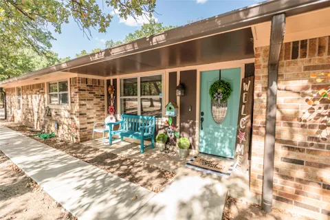 130 Acoma Drive
