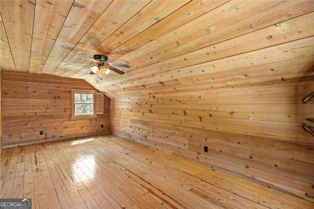 25 Clayton Chester RD Dawsonville, GA 30534