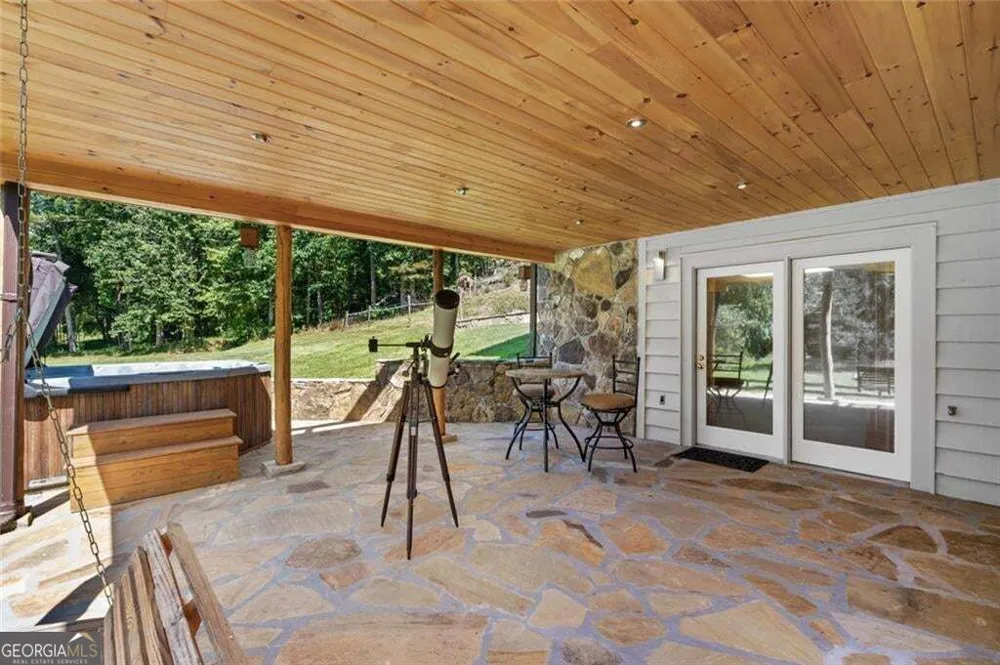 25 Clayton Chester RD Dawsonville, GA 30534