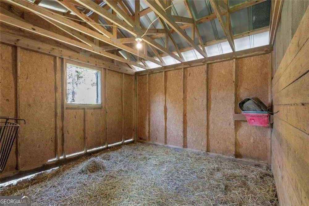 25 Clayton Chester RD Dawsonville, GA 30534