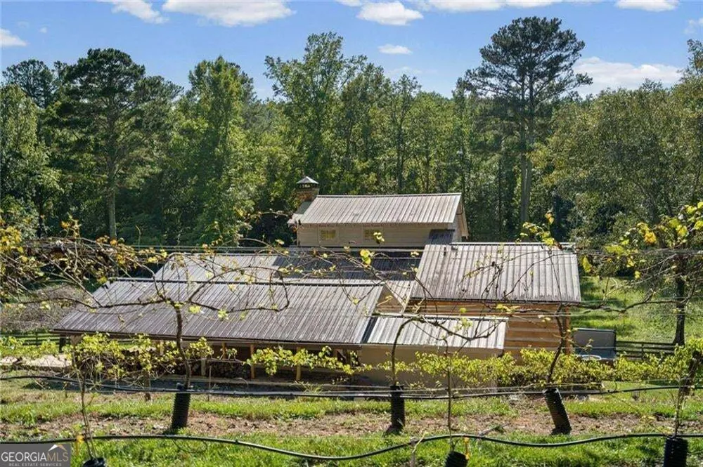 25 Clayton Chester RD Dawsonville, GA 30534