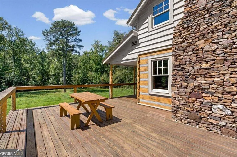 25 Clayton Chester RD Dawsonville, GA 30534