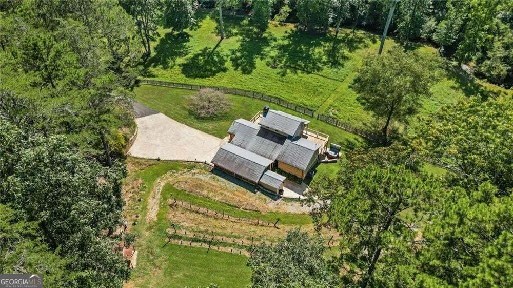 25 Clayton Chester RD Dawsonville, GA 30534