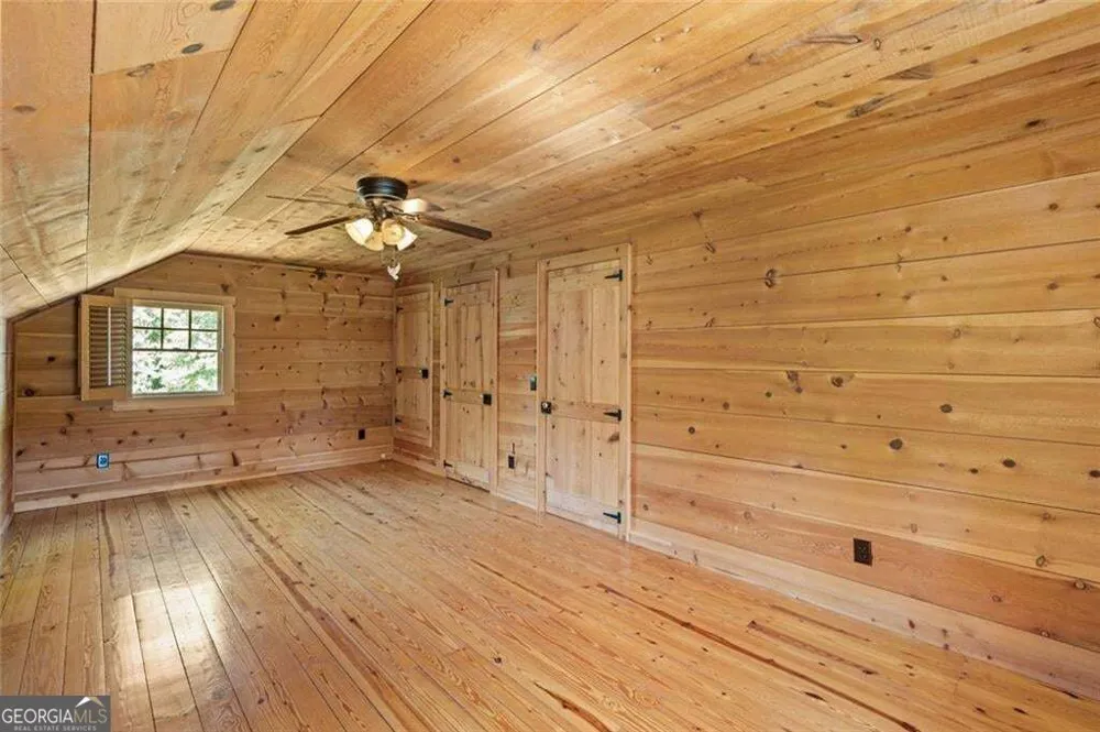 25 Clayton Chester RD Dawsonville, GA 30534
