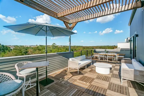 1111 Raiford Road #108