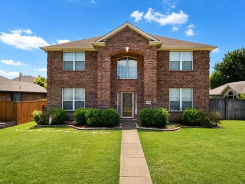 1818 Lake Texoma Circle
