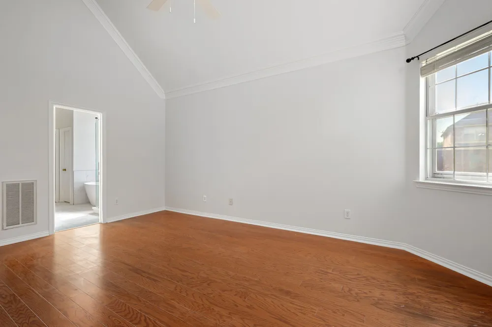 321 Andre Drive Irving, TX 75063