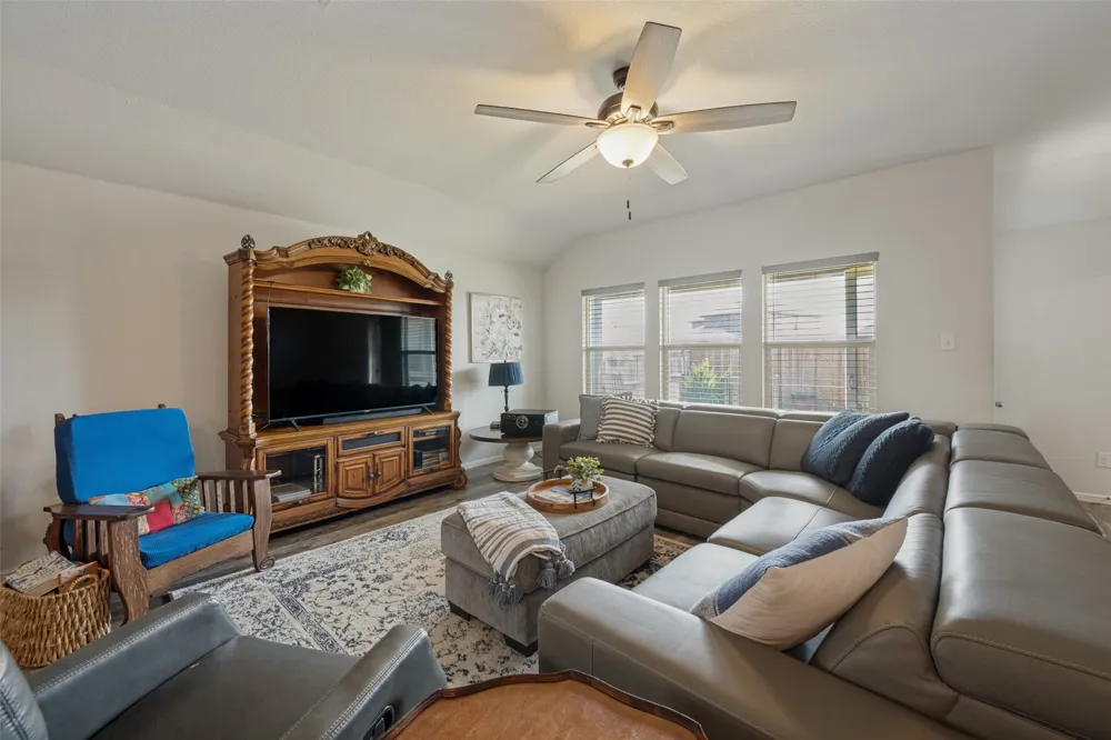 4733 Feltleaf Avenue Fort Worth, TX 76036