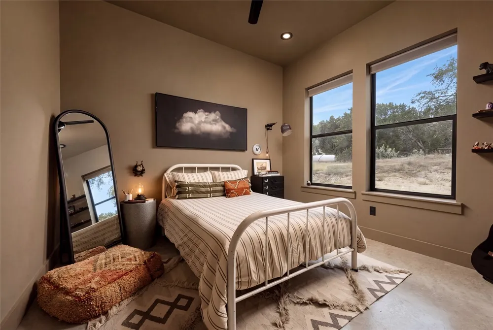 554 Sierra Loma Wimberley, TX 78676