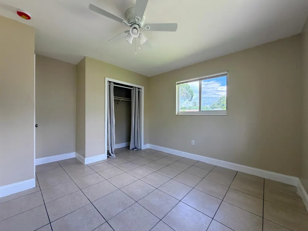 2530 NW 26th Court Oakland Park, FL 33311