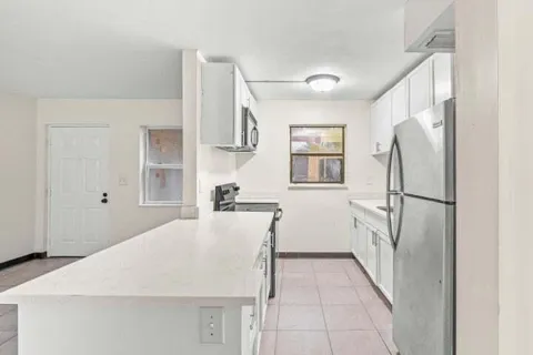 1880 Congress Avenue #104