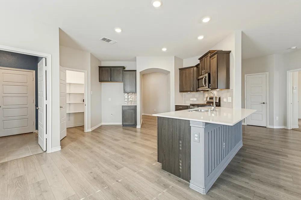314 Gatecrest Fate, TX 75087