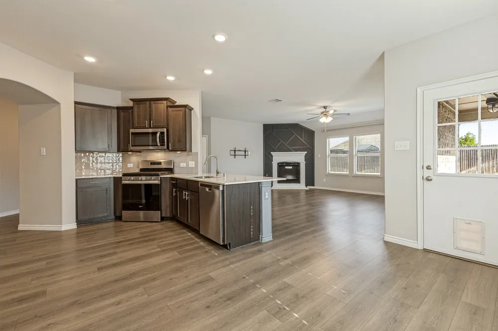 314 Gatecrest Fate, TX 75087