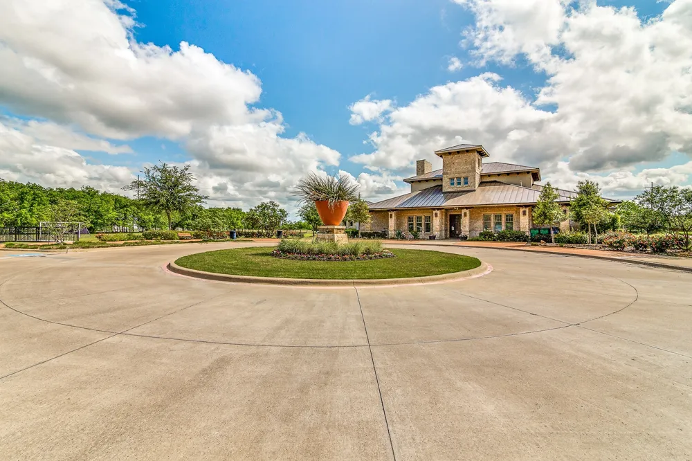 314 Gatecrest Fate, TX 75087
