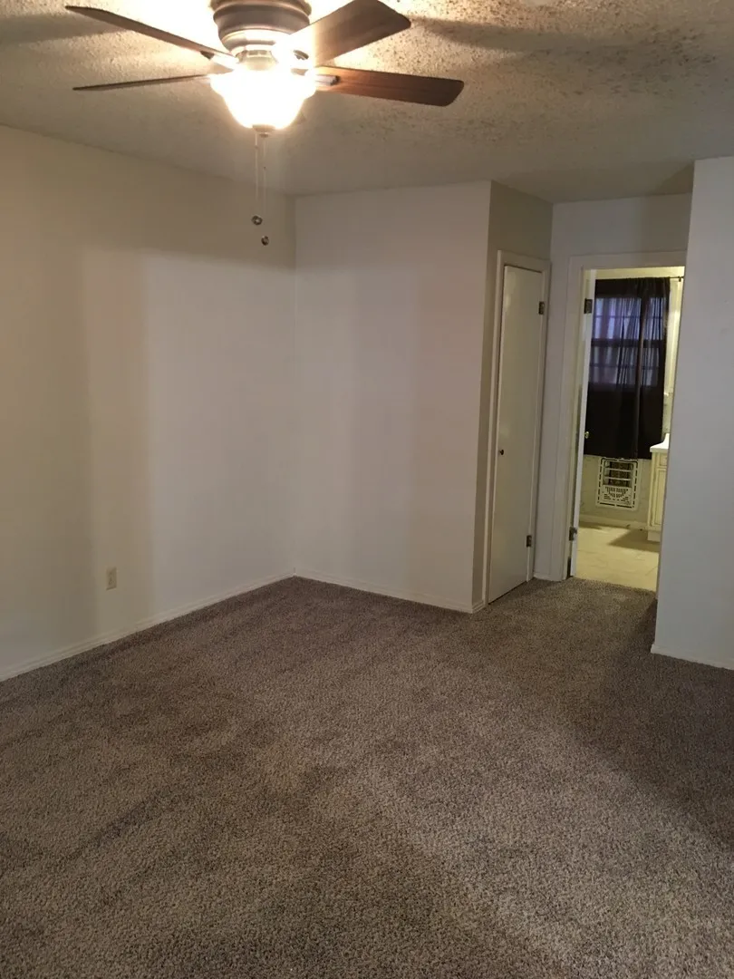 1009 Locust Street Abilene, TX 79536
