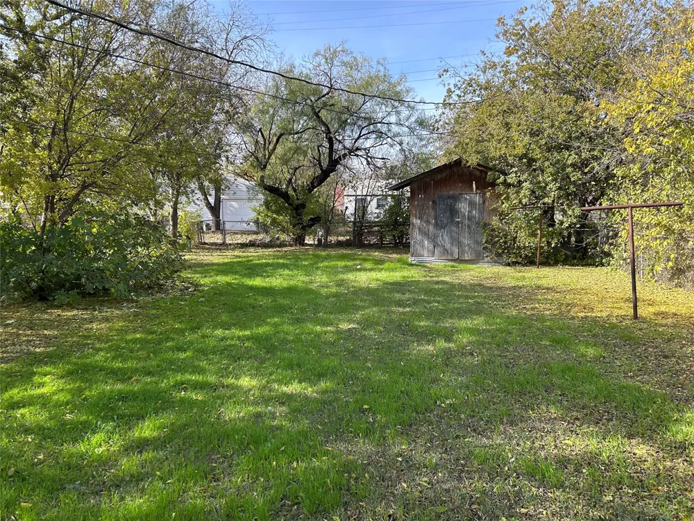 2210 Vine Street Abilene, TX 79602