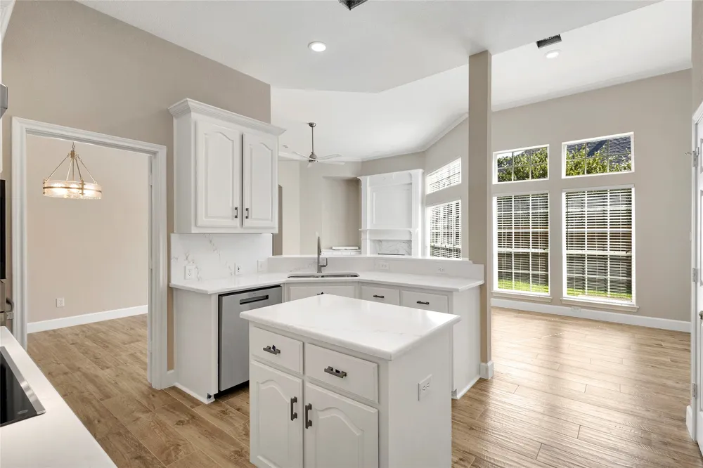 7042 Aspen Creek Lane Dallas, TX 75252