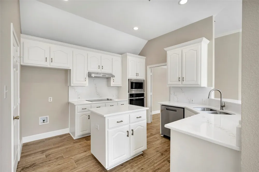 7042 Aspen Creek Lane Dallas, TX 75252