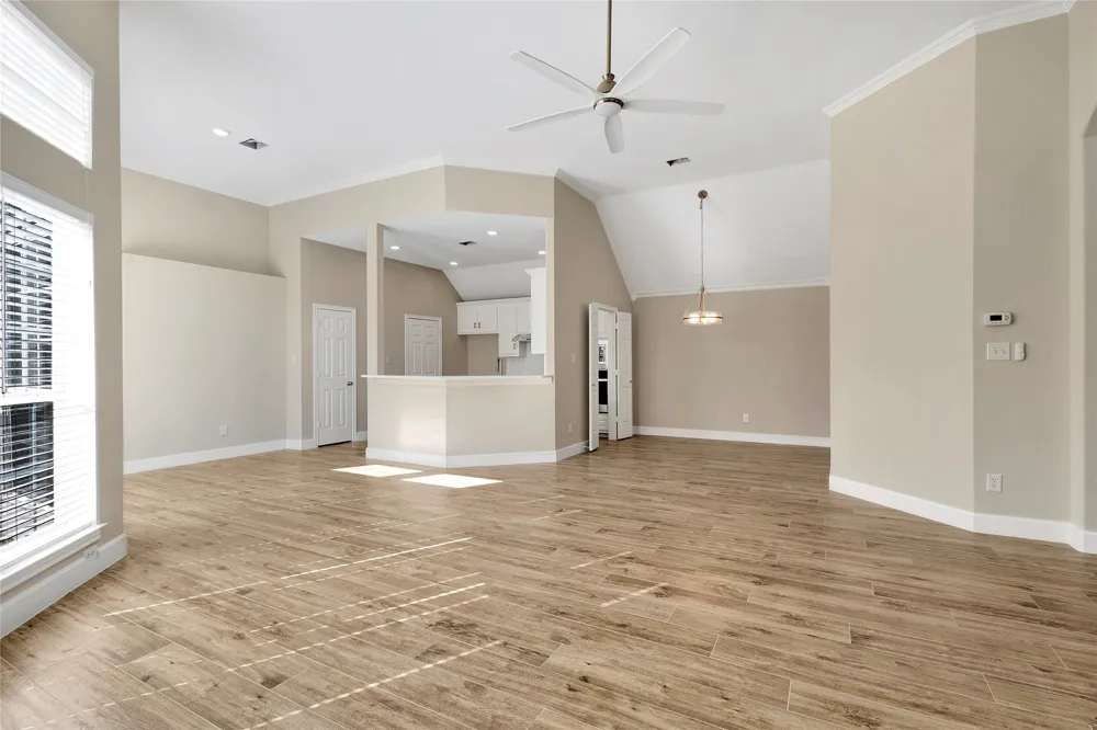 7042 Aspen Creek Lane Dallas, TX 75252