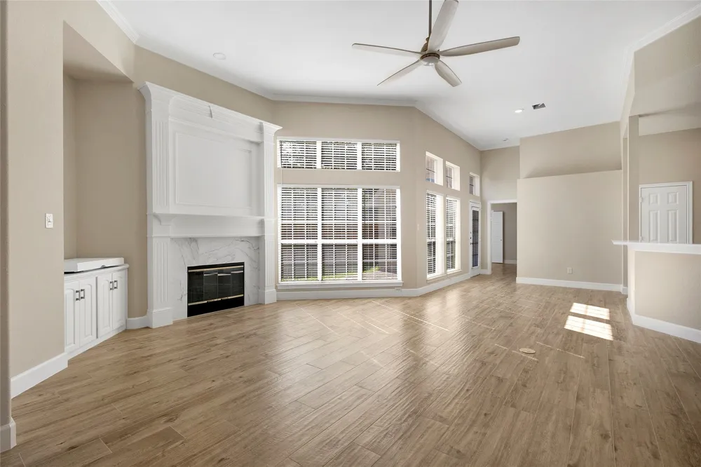 7042 Aspen Creek Lane Dallas, TX 75252