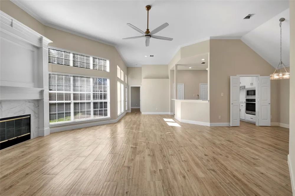 7042 Aspen Creek Lane Dallas, TX 75252