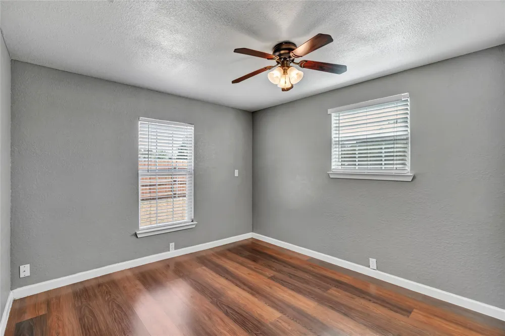 4405 Ray White Rd Fort Worth, TX 76244