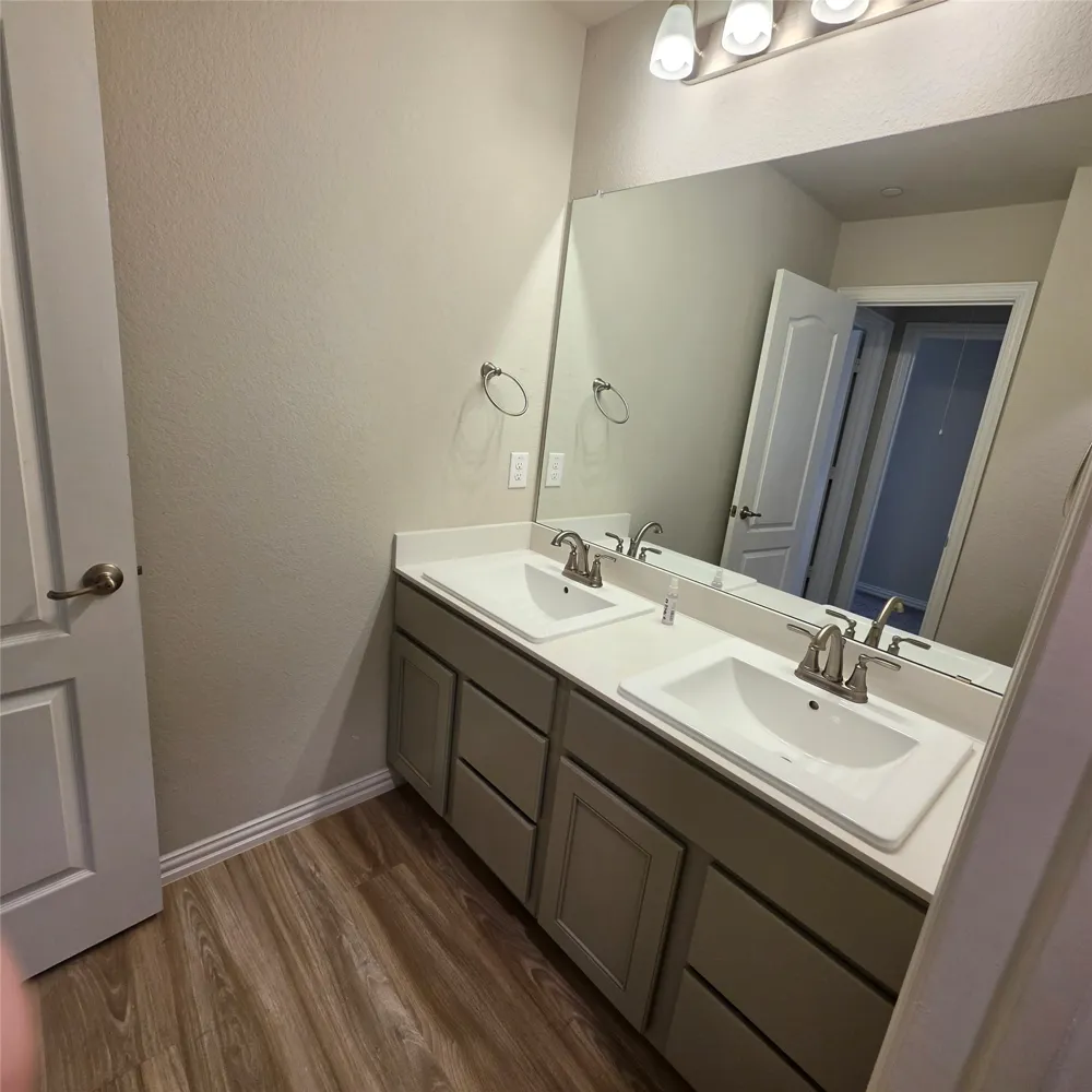 1215 Goliad Drive Lewisville, TX 75077