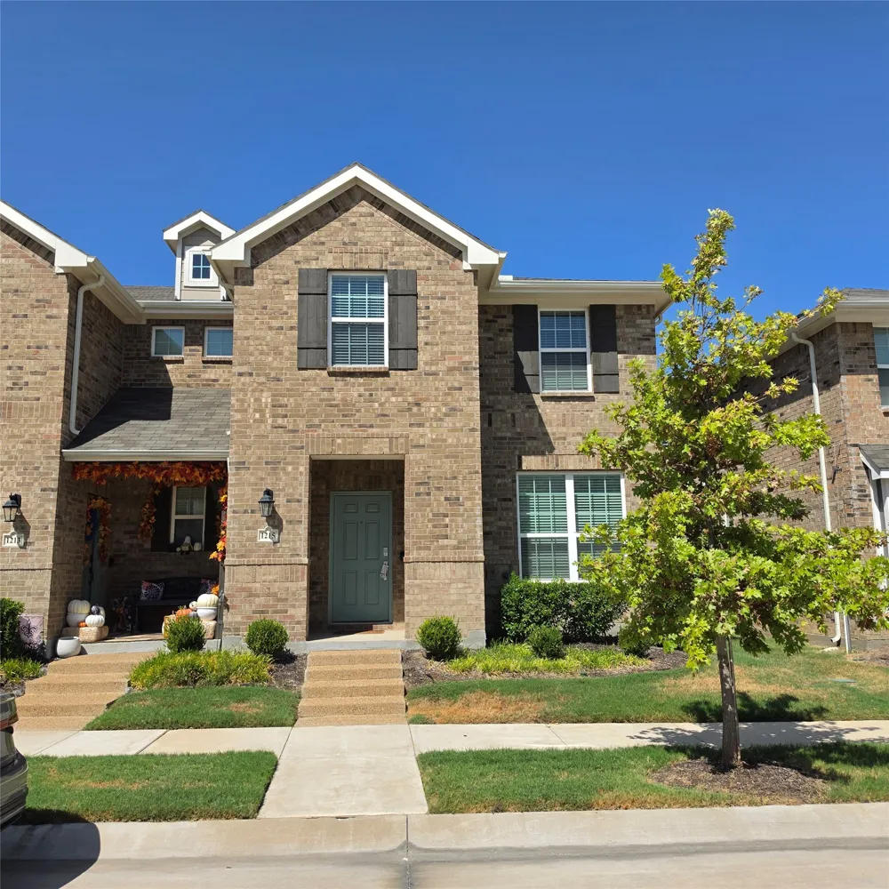1215 Goliad Drive Lewisville, TX 75077