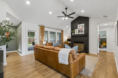 425 Kirkwood Drive
