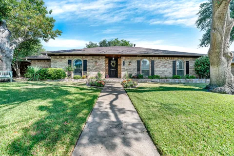 2521 Mollimar Drive
