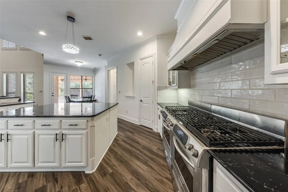 1207 Silentbrook Court Frisco, TX 75036