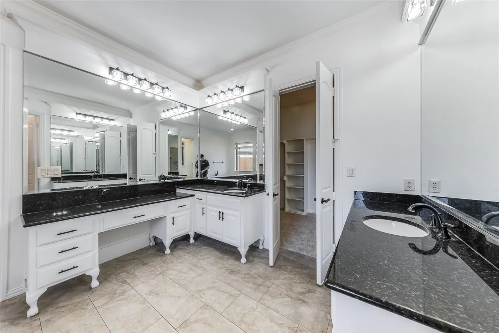 1207 Silentbrook Court Frisco, TX 75036