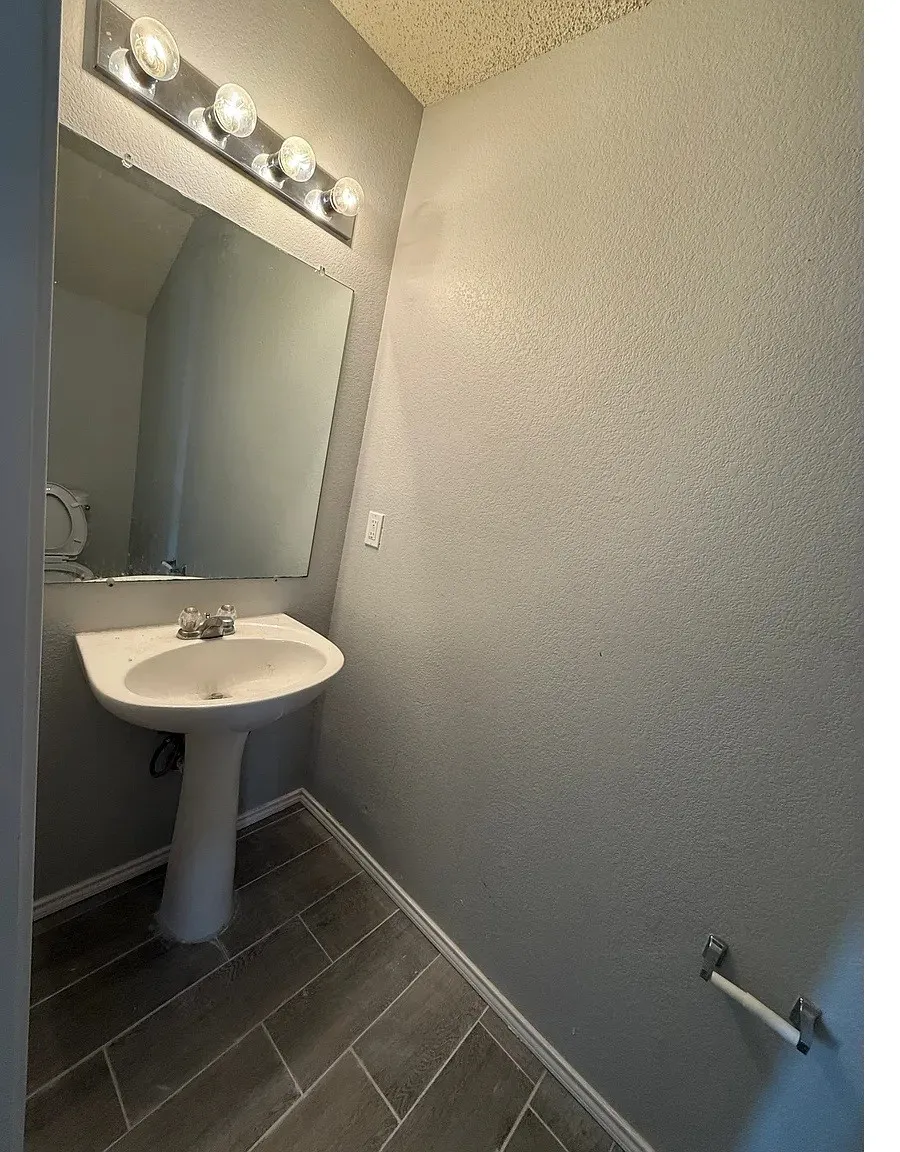 801 Flamingo Drive Saginaw, TX 76131
