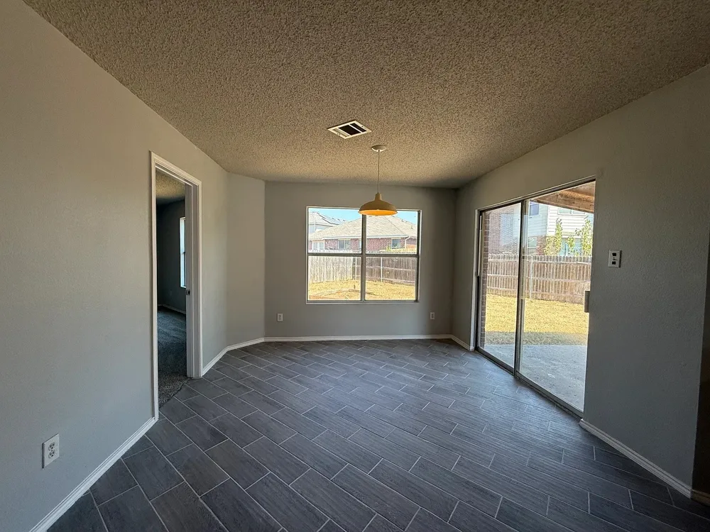801 Flamingo Drive Saginaw, TX 76131
