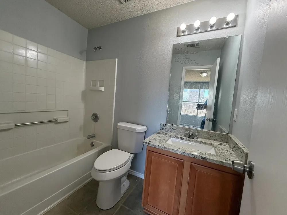 801 Flamingo Drive Saginaw, TX 76131