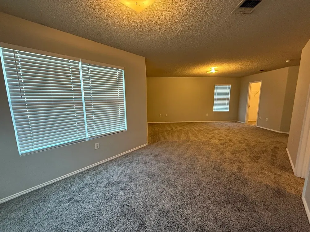 801 Flamingo Drive Saginaw, TX 76131
