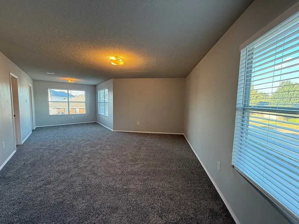 801 Flamingo Drive Saginaw, TX 76131