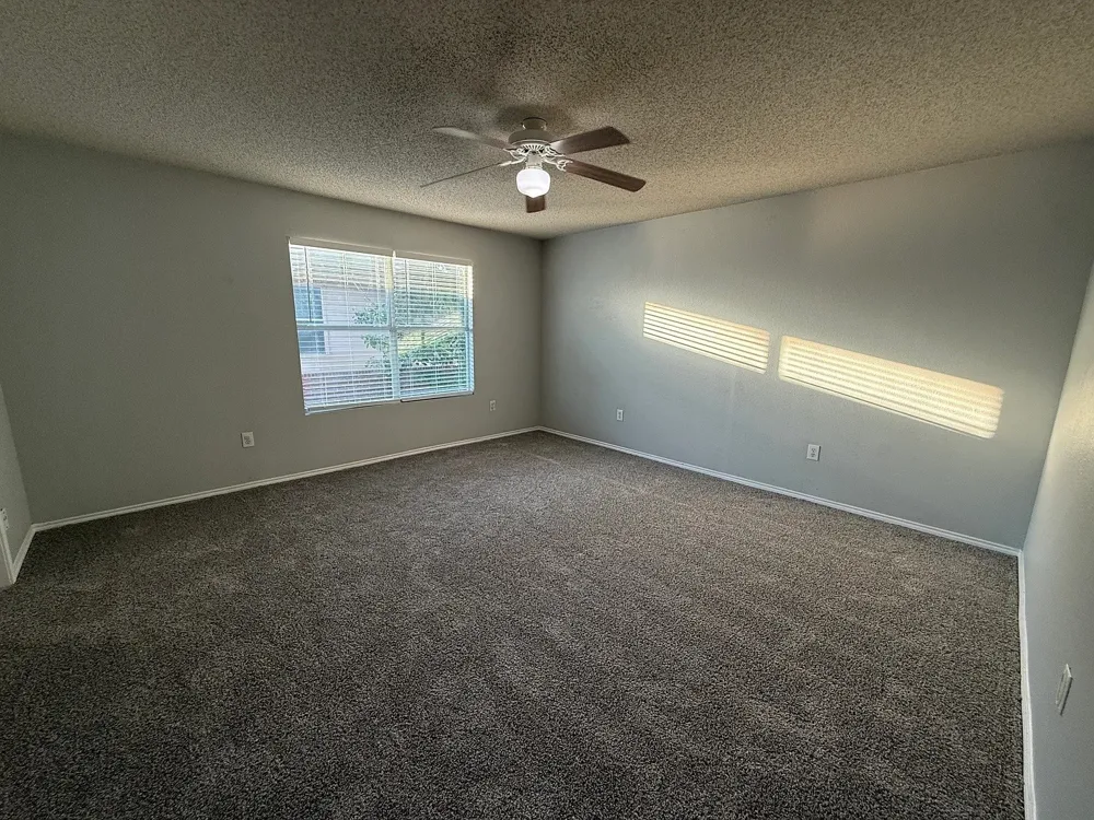 801 Flamingo Drive Saginaw, TX 76131