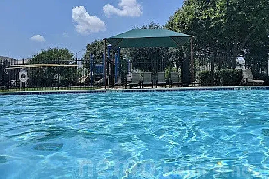 801 Flamingo Drive Saginaw, TX 76131