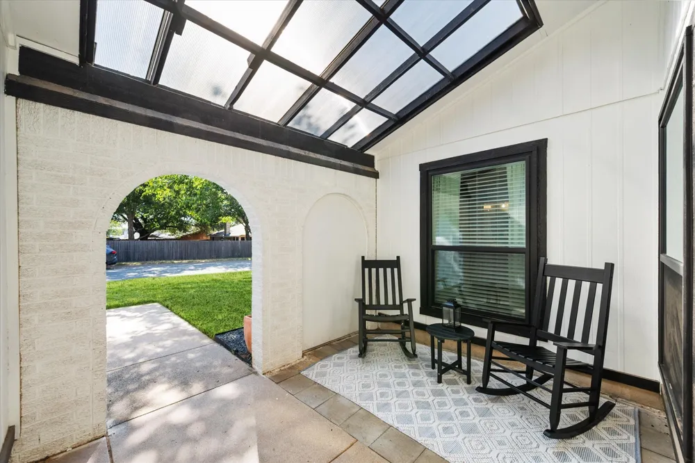 7621 Oak Ridge Drive North Richland Hills, TX 76182