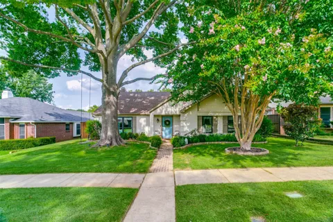4320 Hillshire Court