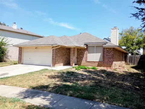 8140 Heritage Place Drive