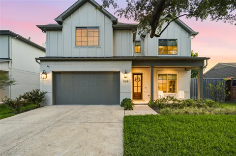 559 Coolair Drive