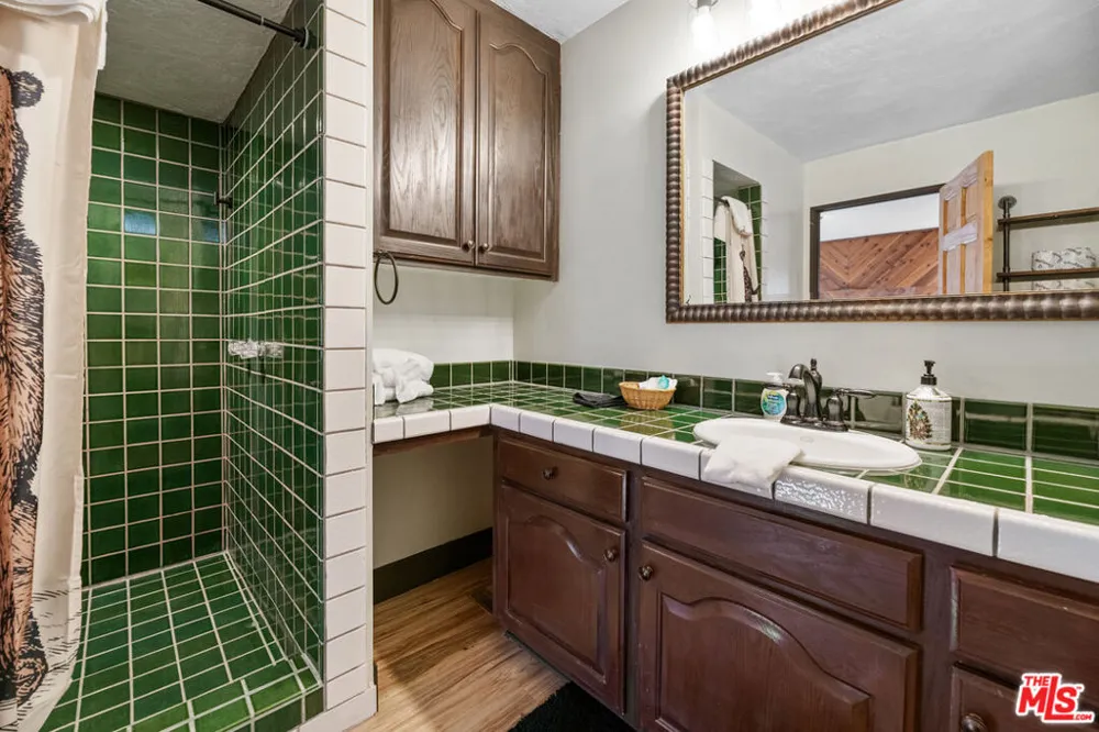 1011 Colusa Way Big Bear, CA 92315